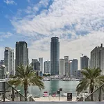 The Smart Concierge - Marina Promenade