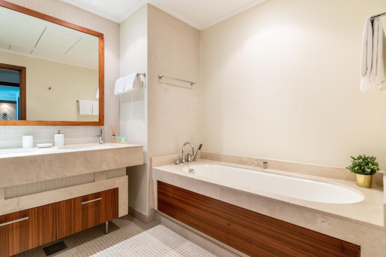 The Smart Concierge - Marina Promenade Apartment *